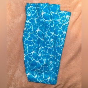 size small BuffBunny Limitless Leggings